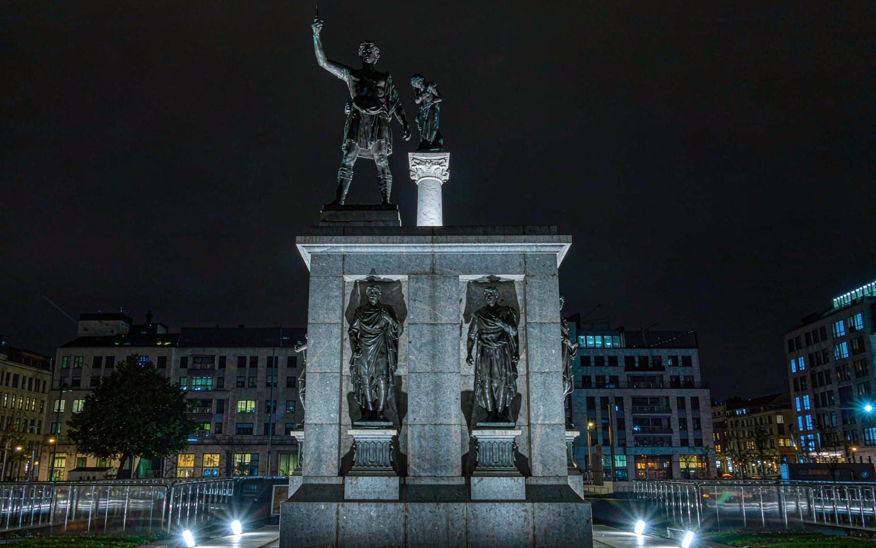Monument uplighting — SKY STAR LED Spot / Projector Light